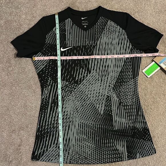 Nike Womens Dri Fit Precision VI Jersey! - Picture 8 of 11